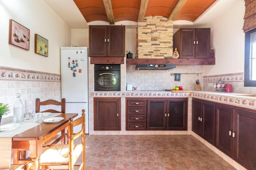 Lo Guaret. Villa La Cava Bagian luar foto